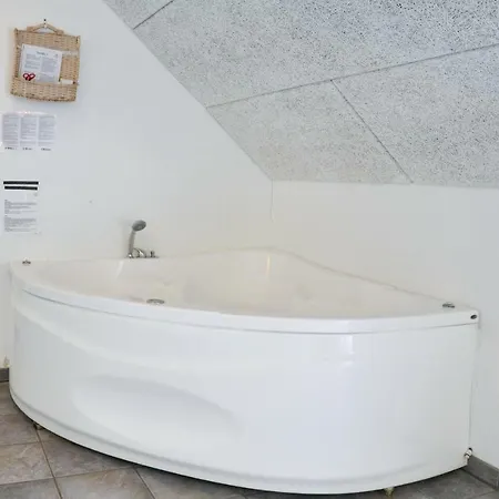 Stunning In With Private Swimming Pool, Can Be Inside Or Outside * Oksbøl