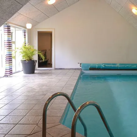 Stunning In With Private Swimming Pool, Can Be Inside Or Outside * Oksbøl