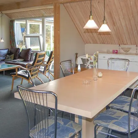 Σπίτι διακοπών Stunning In With Private Swimming Pool, Can Be Inside Or Outside *